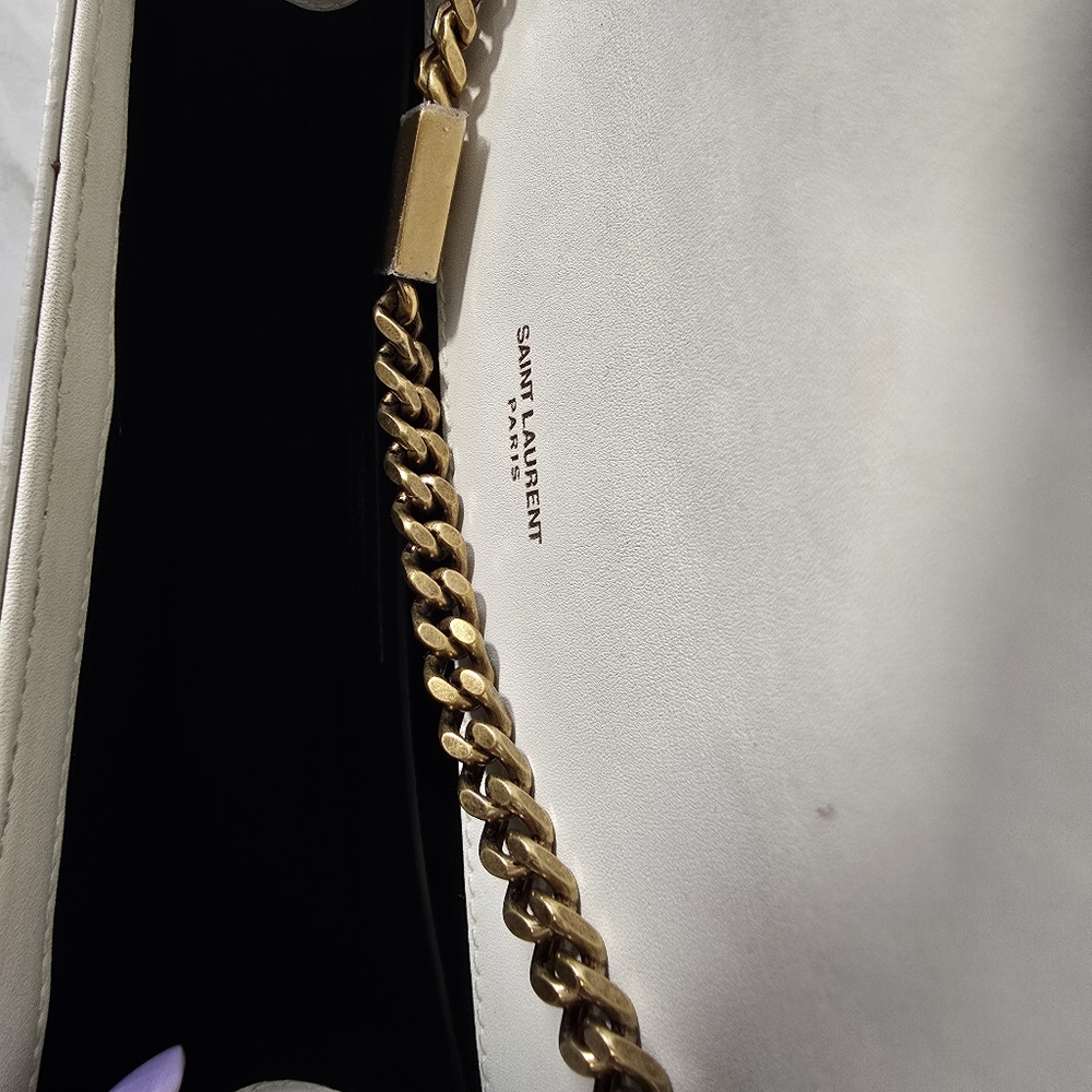 🔥YSL Extremely RARE Kate Bag🔥 - Picture 12 of 15